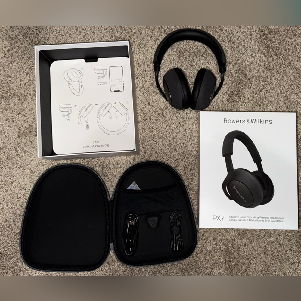 Bowers & Wilkins PX7
